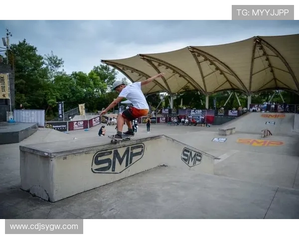 上海滑板队在极限运动会中以59分领先其他队伍展现强大实力