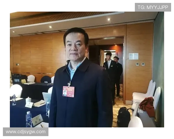 专访周强：探寻英雄联盟背后的成功秘诀与未来发展方向
