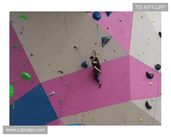 聚焦攀岩运动上海攀岩队如何在城市中找到节奏与激情